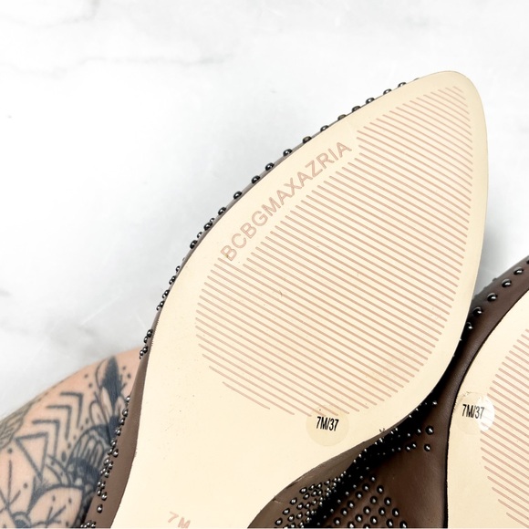 BCBG MAXAZRIA • Studded Pointed Flats • 7M - Picture 10 of 12